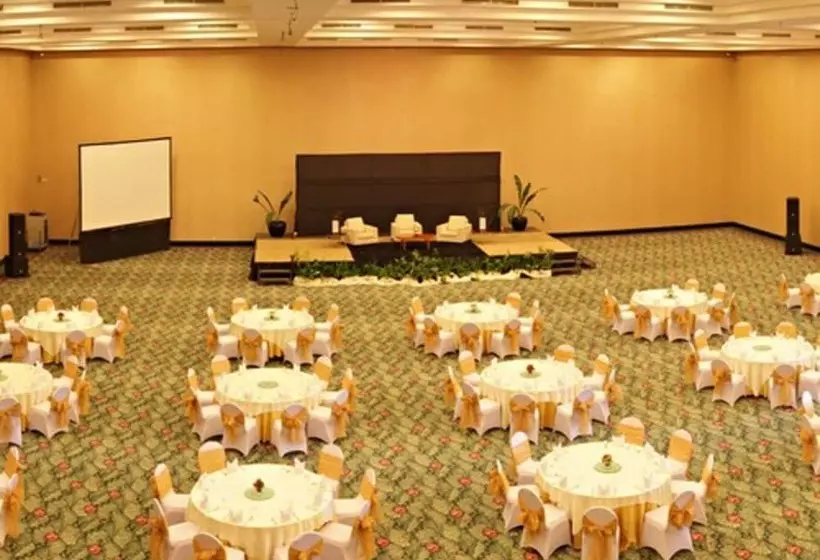 Sintesa Peninsula Hotel Manado