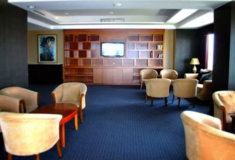 Sintesa Peninsula Hotel Manado