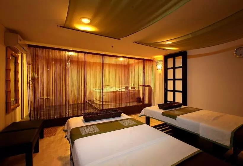 Sintesa Peninsula Hotel Manado