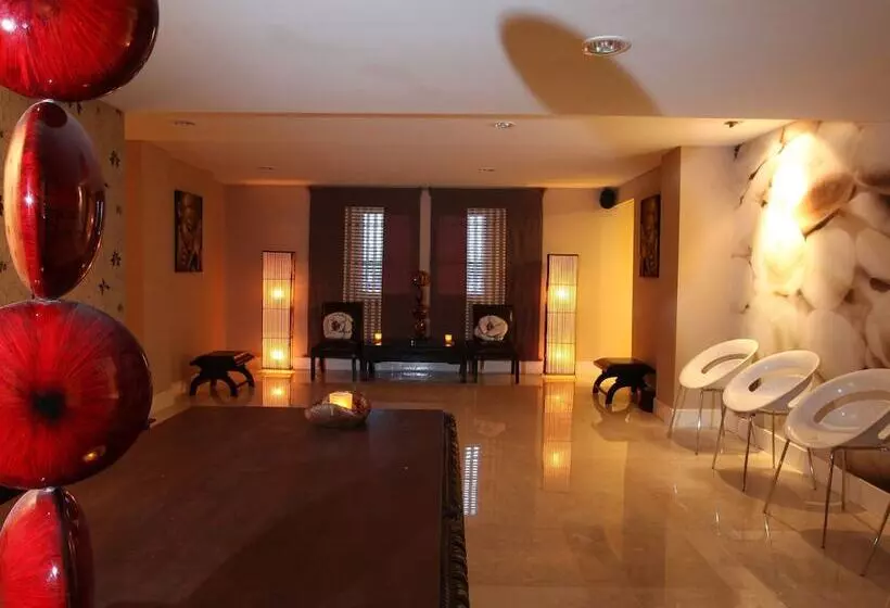 Sintesa Peninsula Hotel Manado