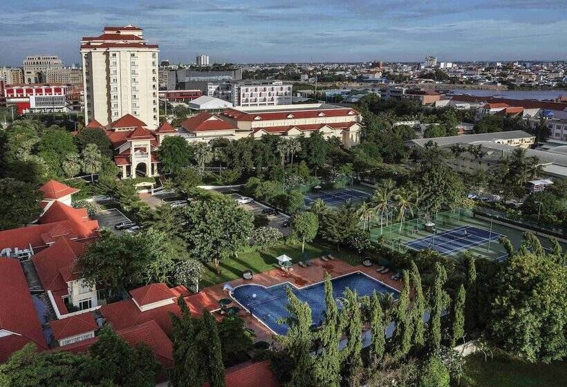 فندق Sofitel Phnom Penh Phokeethra