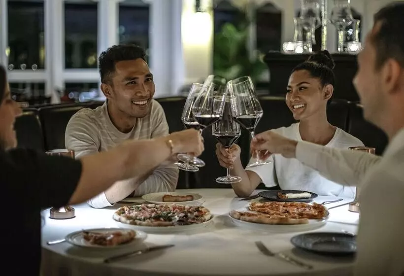 Отель Sofitel Phnom Penh Phokeethra