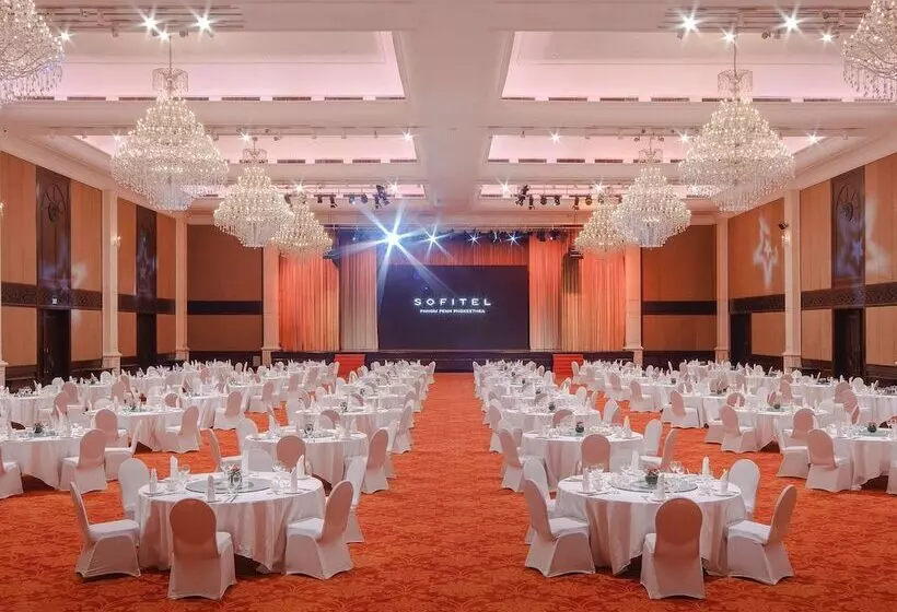 Отель Sofitel Phnom Penh Phokeethra