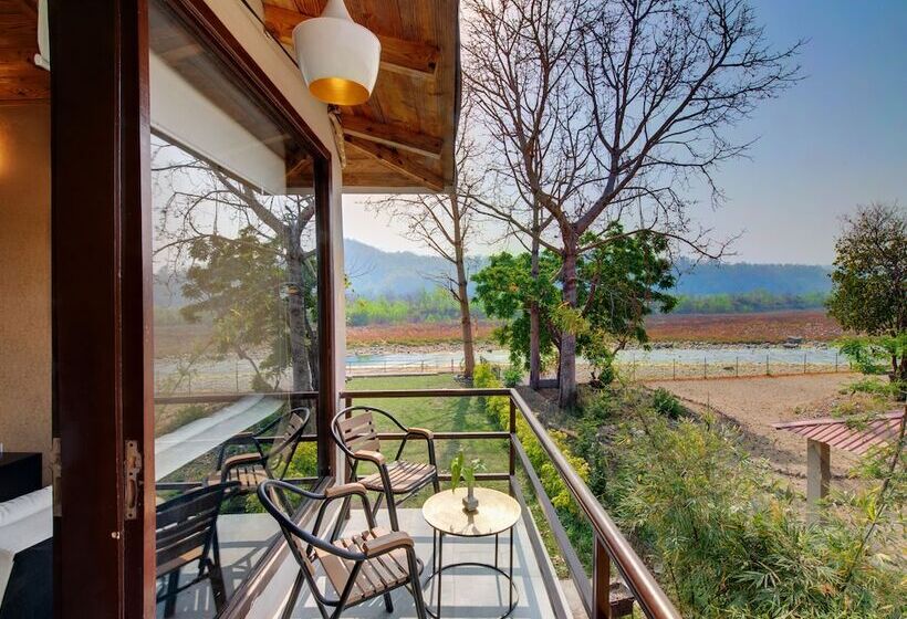 هتل Tarangi Resort And Spa