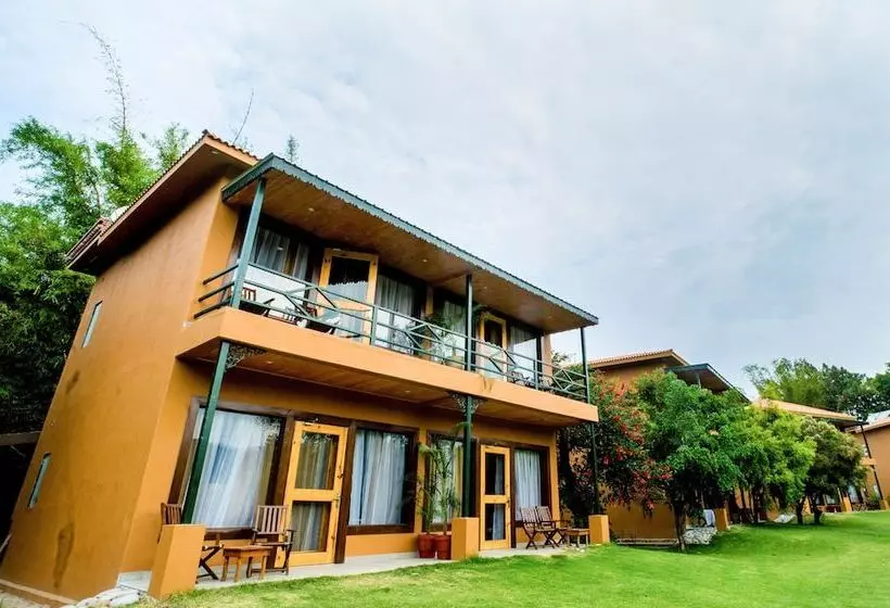 酒店 Tarangi Resort And Spa