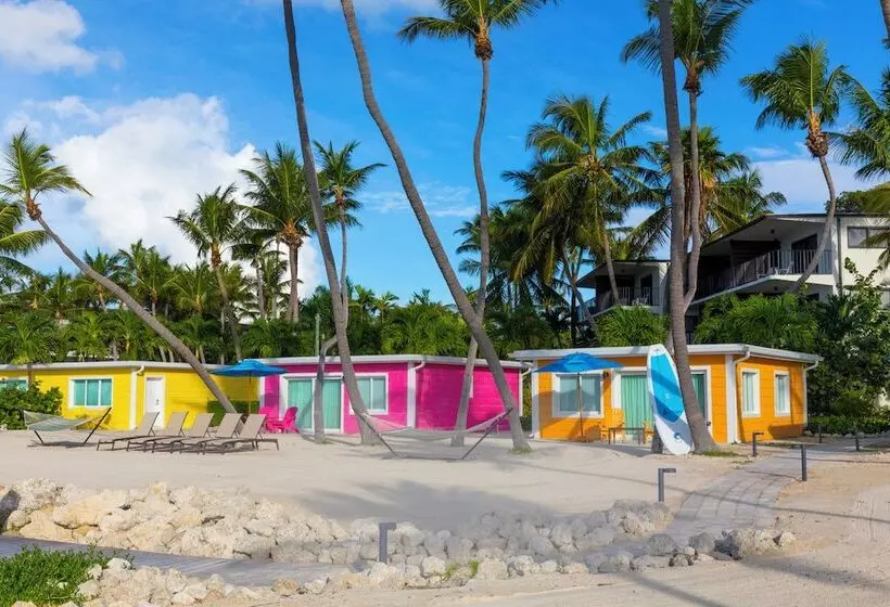 La Siesta Resort & Villas