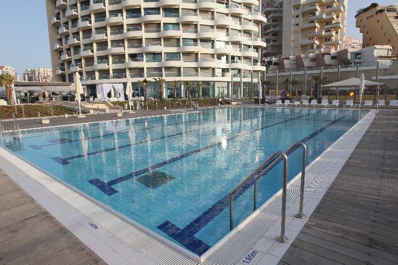 Resort West Tel Aviv  All Suites Hotel By The Sea