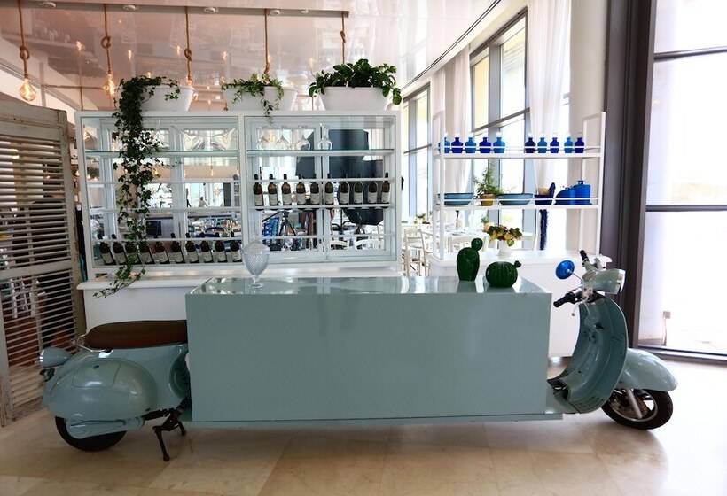 Resort West Tel Aviv  All Suites Hotel By The Sea