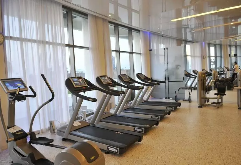 リゾートホテル West Tel Aviv  All Suites Hotel By The Sea