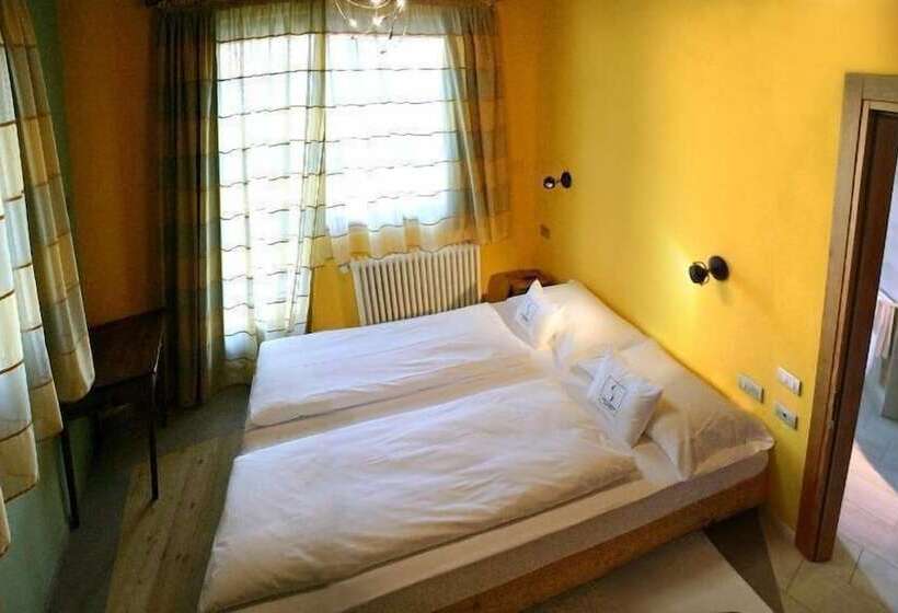 Shackleton Mountain Resort