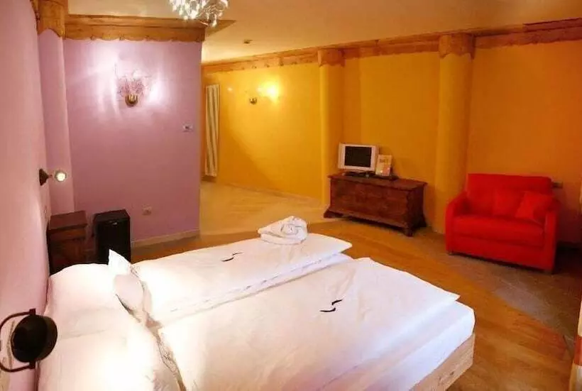 Shackleton Mountain Resort