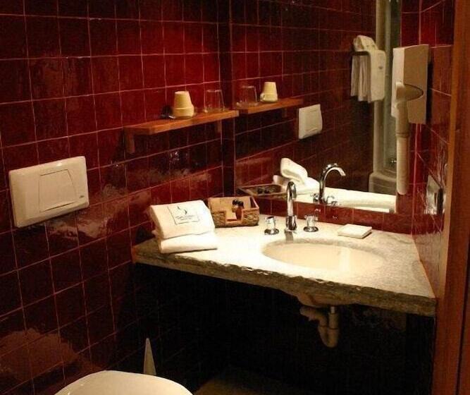 Shackleton Mountain Resort