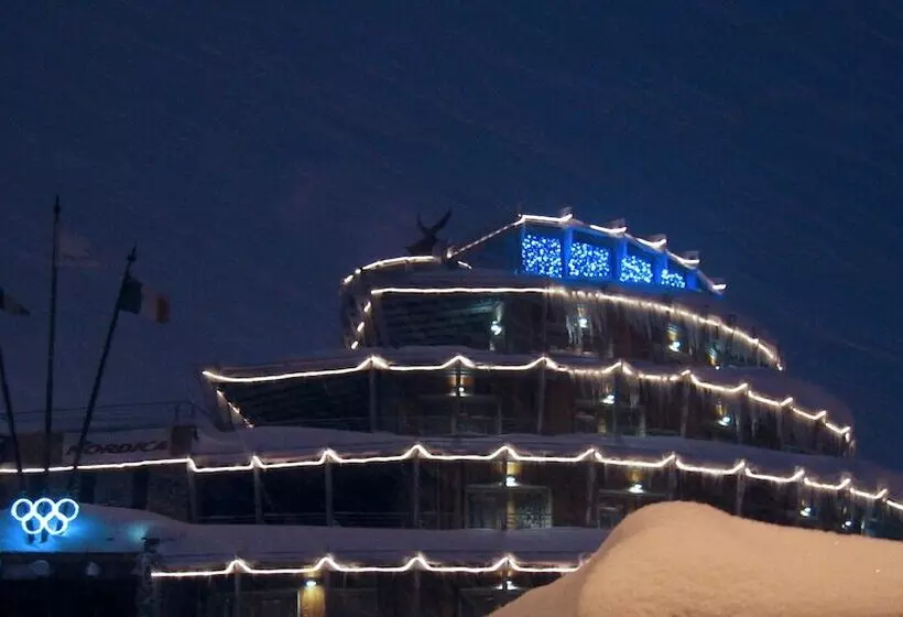 Shackleton Mountain Resort