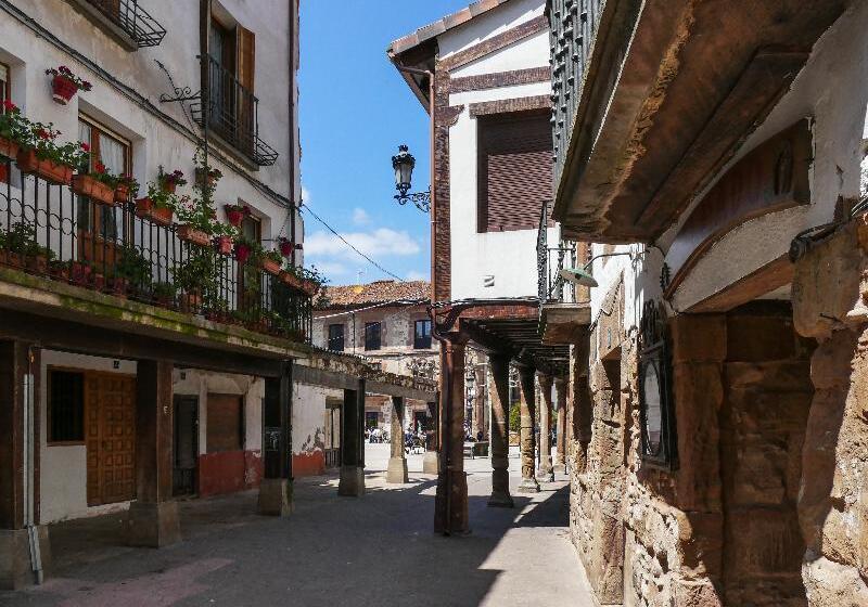 Apartamentos Rurales Altuzarra