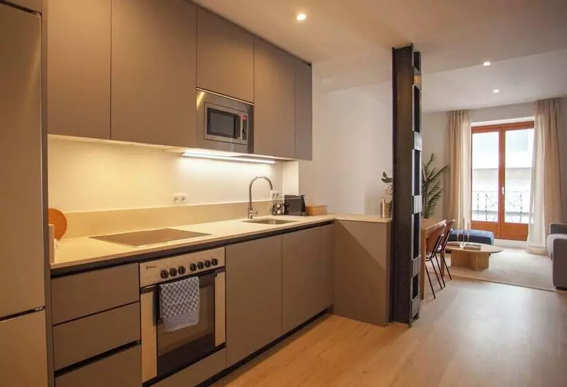 Apartment In Chamberi