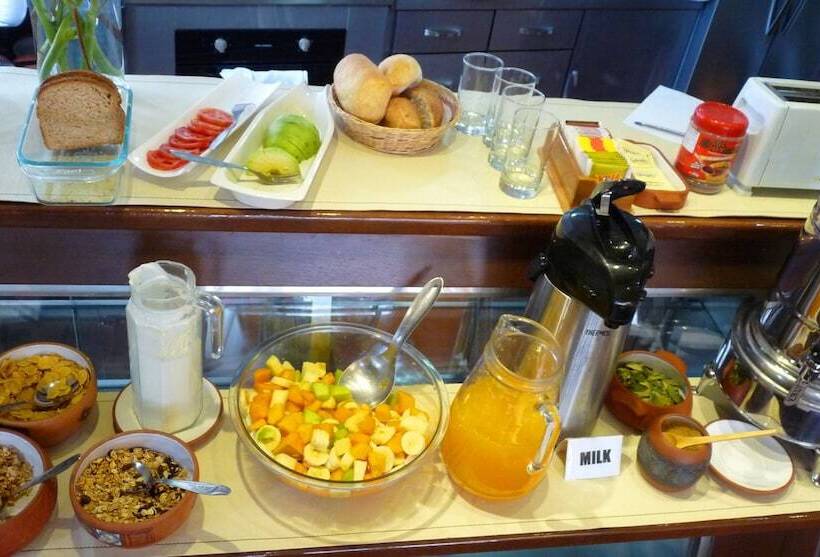 تختخواب و صبحانه Eco Hotel Pension Alemana