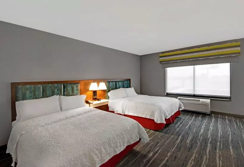 Hampton Inn & Suites Syracuse Dewitt