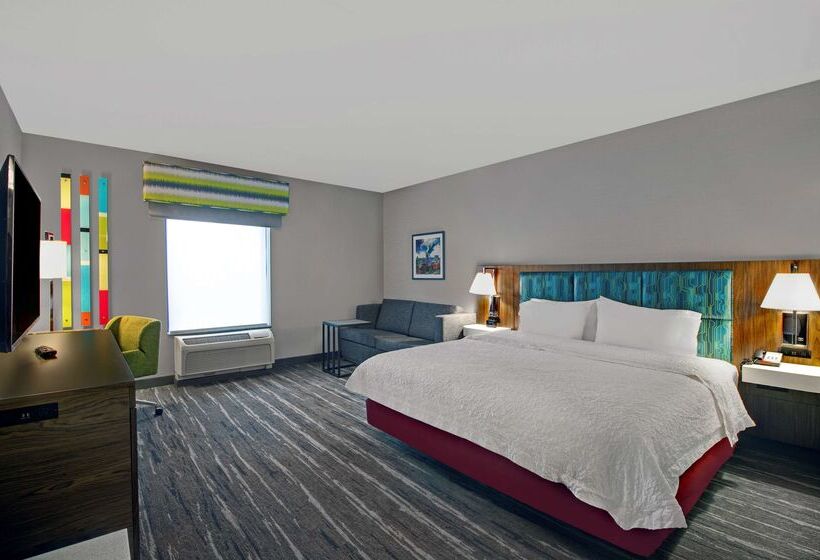 Hampton Inn & Suites Syracuse Dewitt