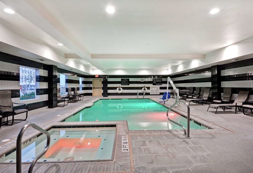 Hampton Inn & Suites San Antonio/northeast I35