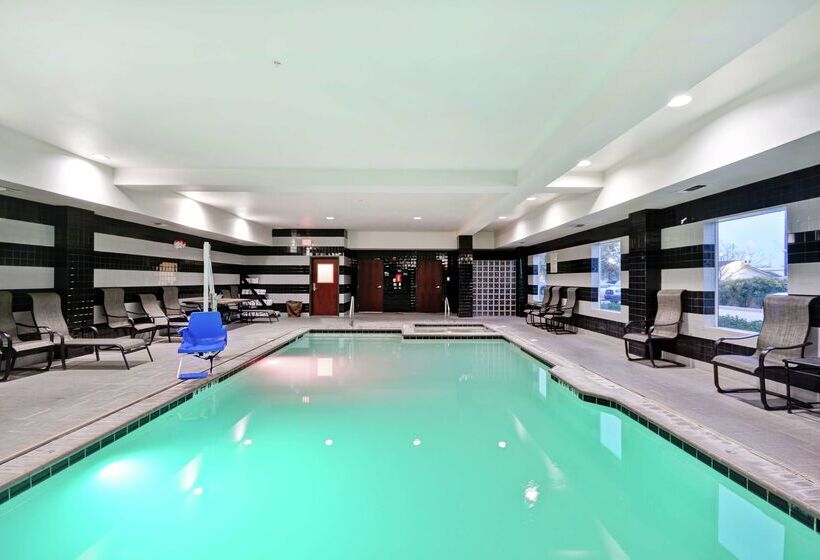 Hampton Inn & Suites San Antonio/northeast I35