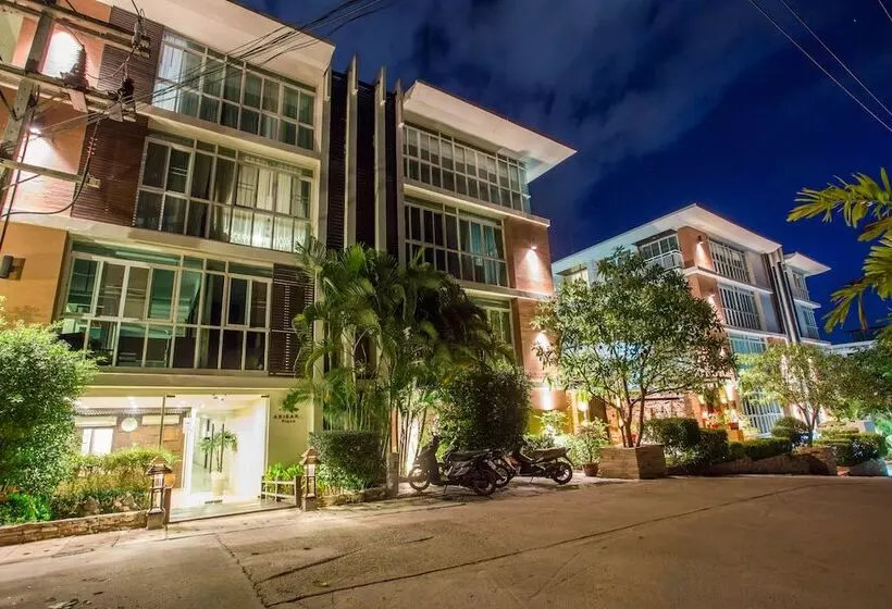 هتل Arisara Place