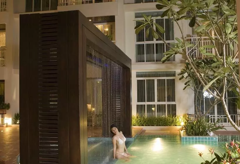 هتل Arisara Place