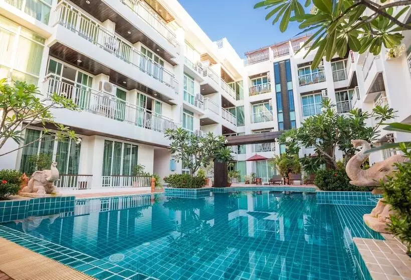 هتل Arisara Place