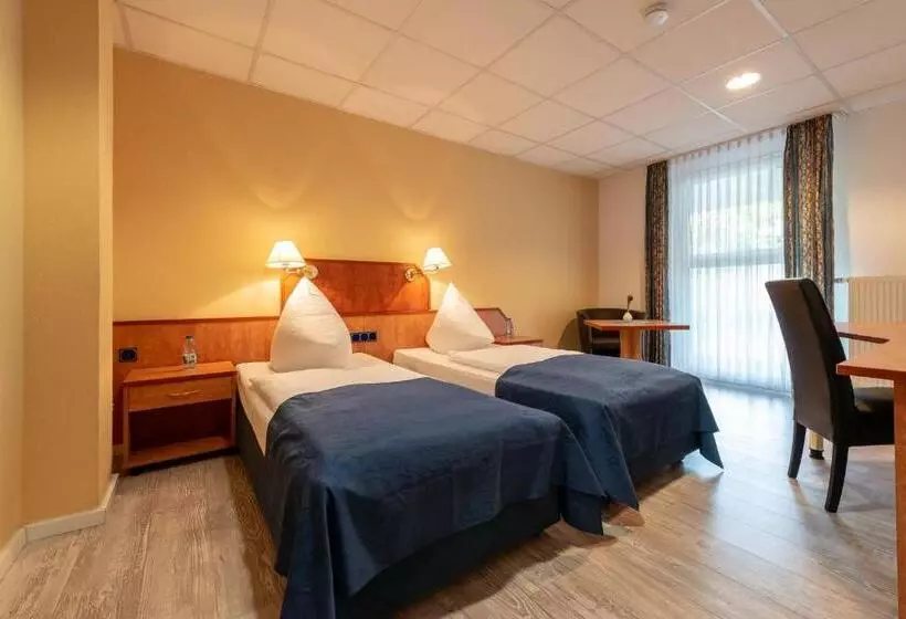 هتل Boardinghouse Burgpark