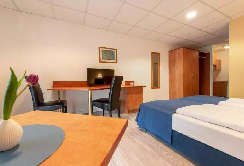 هتل Boardinghouse Burgpark