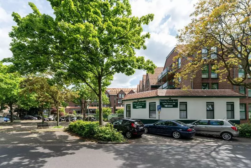 هتل Boardinghouse Burgpark