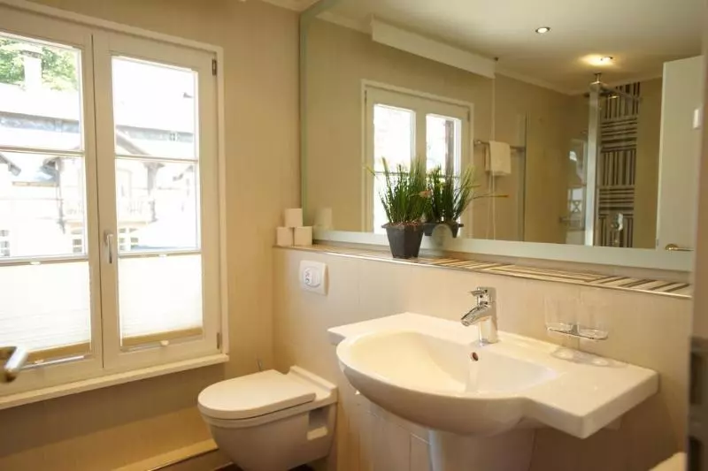 فندق Chateau De Pourtales