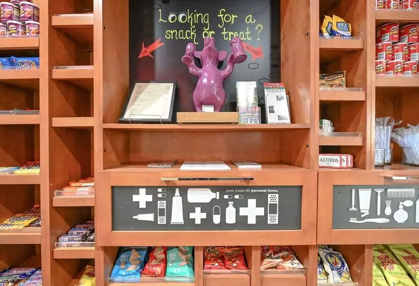 ホテル Hampton Inn Suites Smithfield