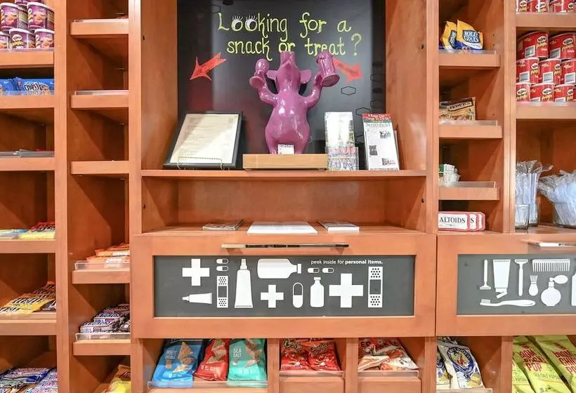 ホテル Hampton Inn Suites Smithfield