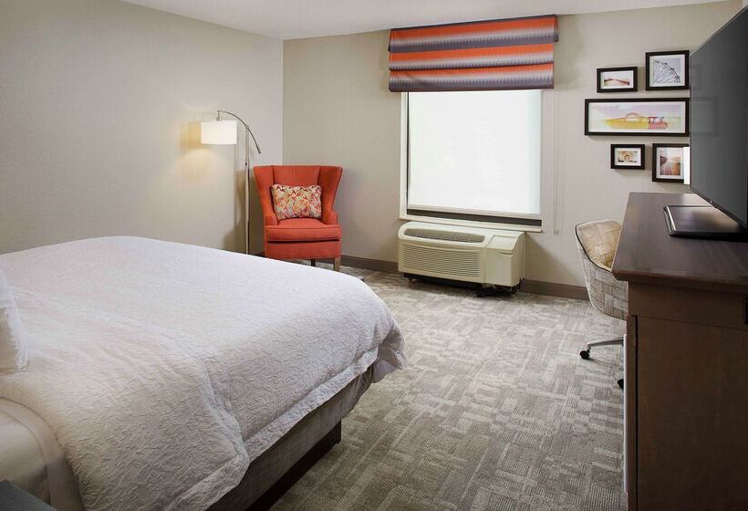 호텔 Hampton Inn Garden City Long Island