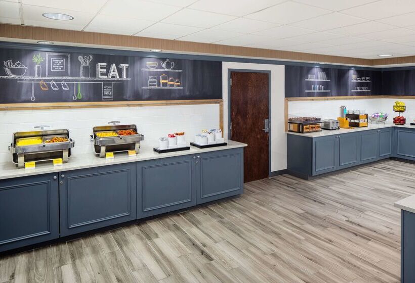 호텔 Hampton Inn Garden City Long Island