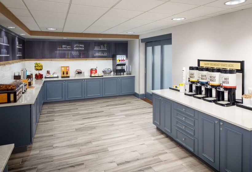 호텔 Hampton Inn Garden City Long Island