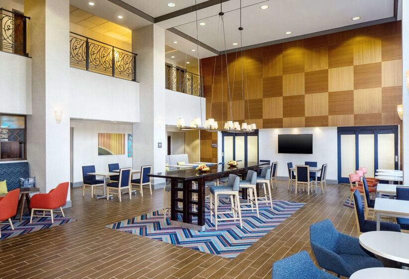 호텔 Hampton Inn Garden City Long Island