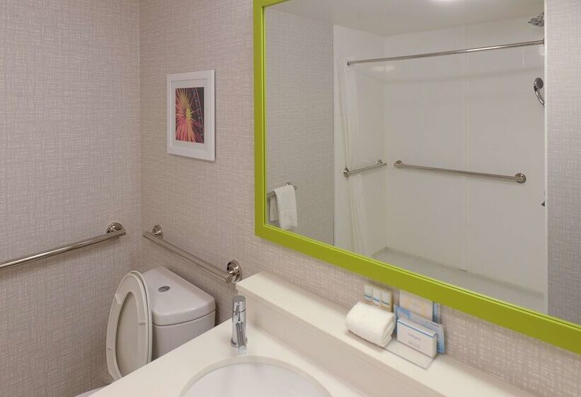 هتل Hampton Inn & Suites Atlsix Flags