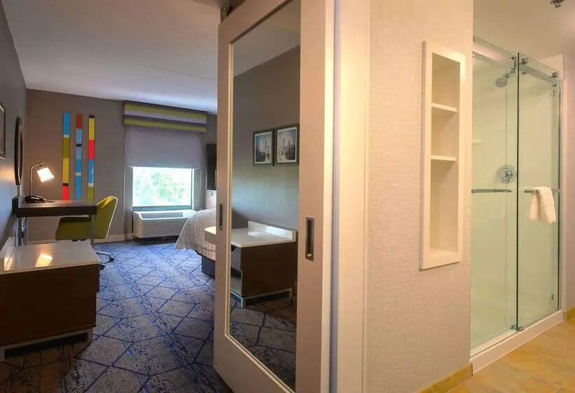 בית מלון כפרי Hampton Inn & Suites Atlsix Flags