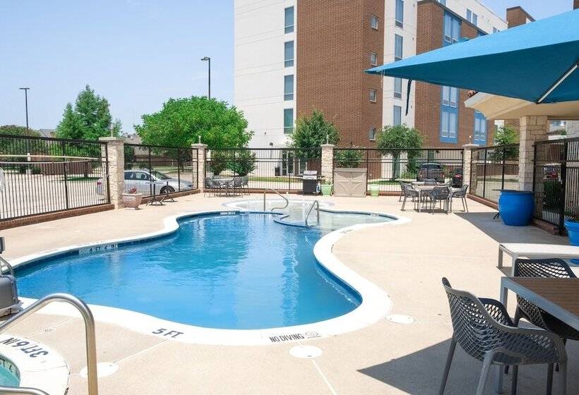 Отель Hampton Inn & Suites Dallas/lewisvillevista Ridge Mall, Tx