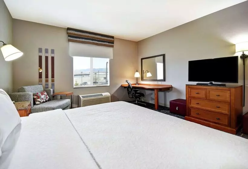 Отель Hampton Inn & Suites Salt Lake Citywest Jordan