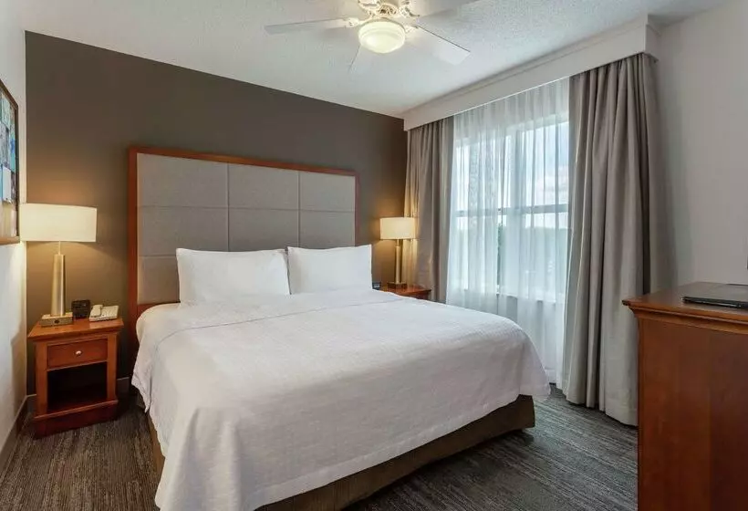 هتل Homewood Suites By Hilton Albany