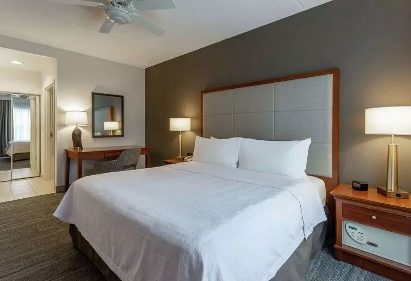 هتل Homewood Suites By Hilton Albany