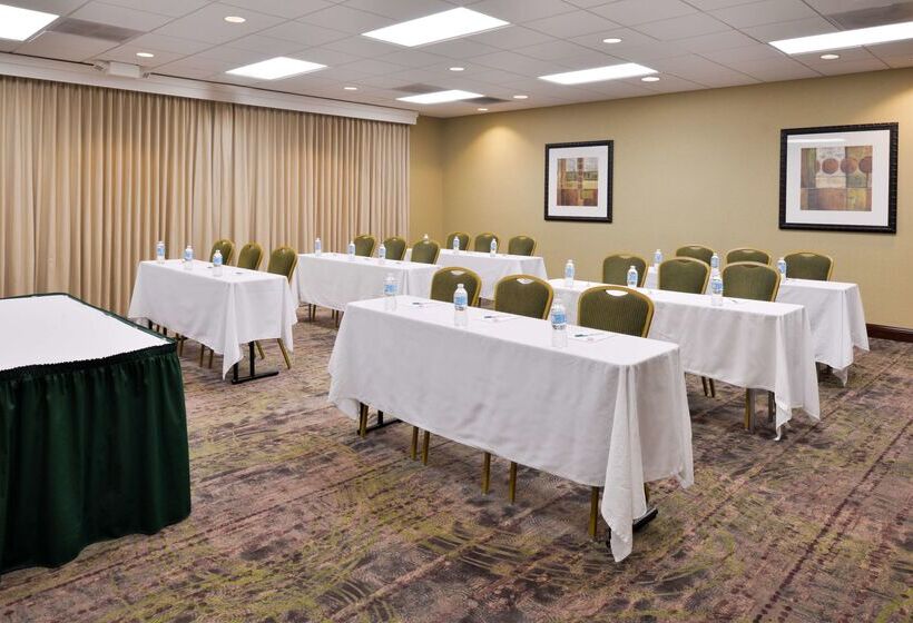 فندق Homewood Suites By Hilton Fresno