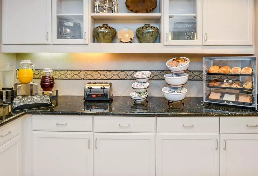 בית מלון כפרי Homewood Suites By Hilton Fresno