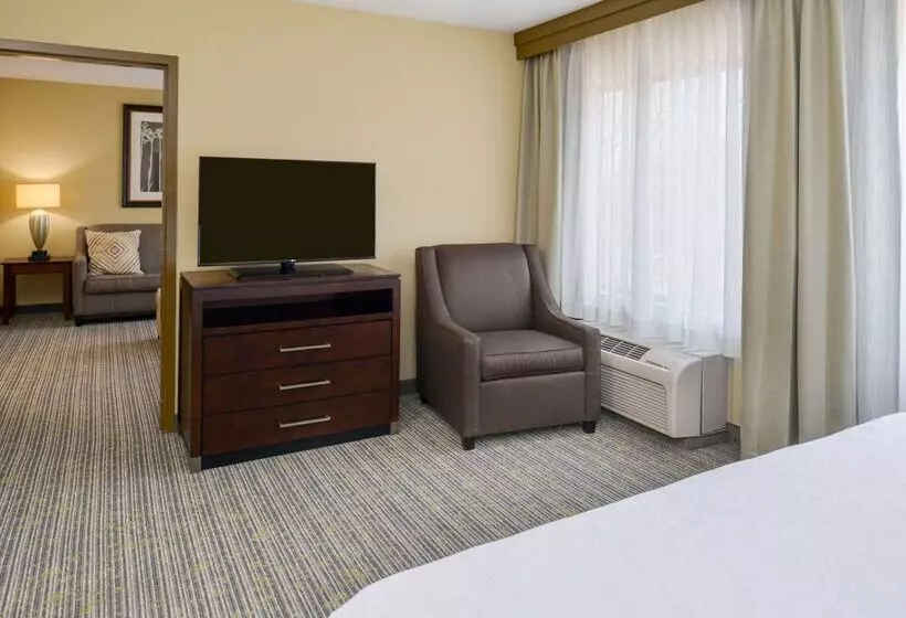 בית מלון כפרי Homewood Suites By Hilton Fresno