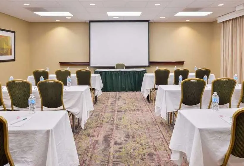 ホテル Homewood Suites By Hilton Fresno
