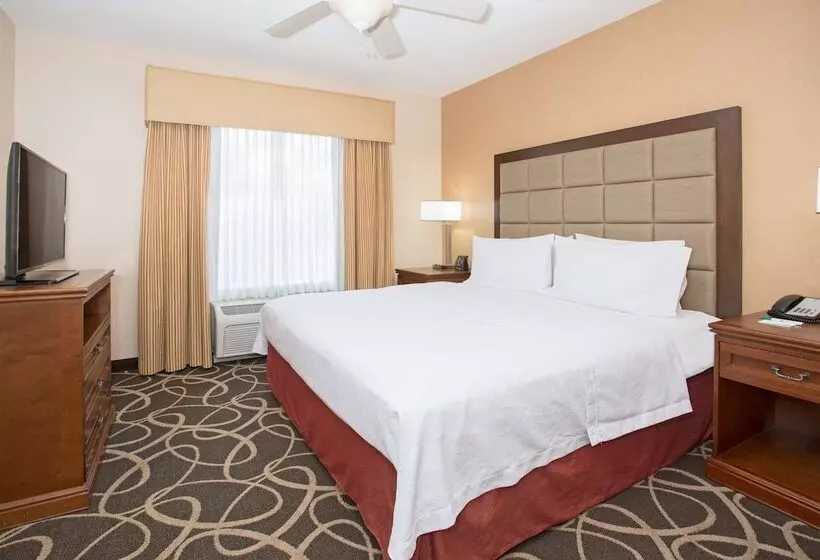 هتل Homewood Suites By Hilton Yuma
