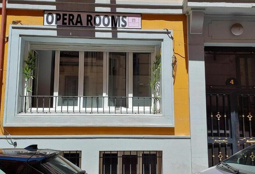 هتل Operas