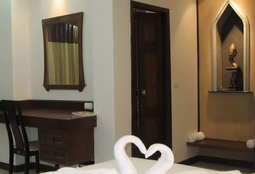 Szálloda Khao Lak Riverside Resort & Spa